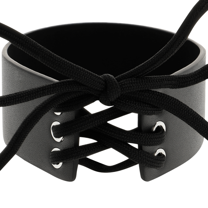 Collar Ajustado de Bondage en Cuero Vegano Seductor