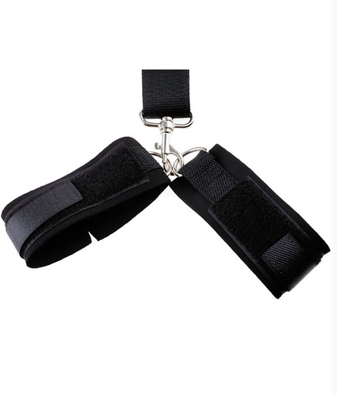 Mordaça de Neopreno com Algemas