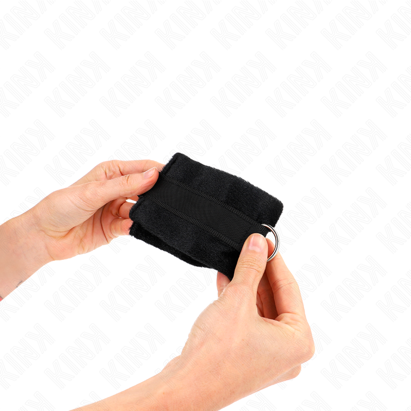 Black Fur Beginner Handcuffs