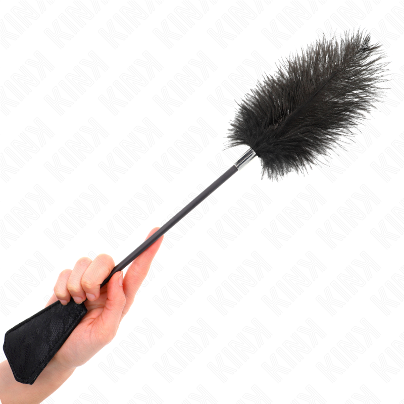 Plumero de Plumas de Avestruz con Encaje 56 cm