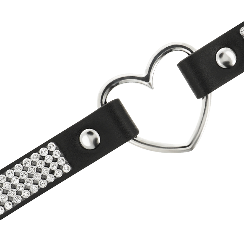 Choker BDSM de Cuero Vegano en Forma de Corazón