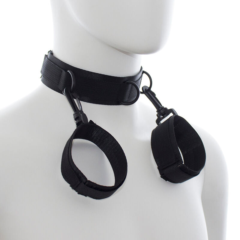 Nylon Handcuffs and Collar Set