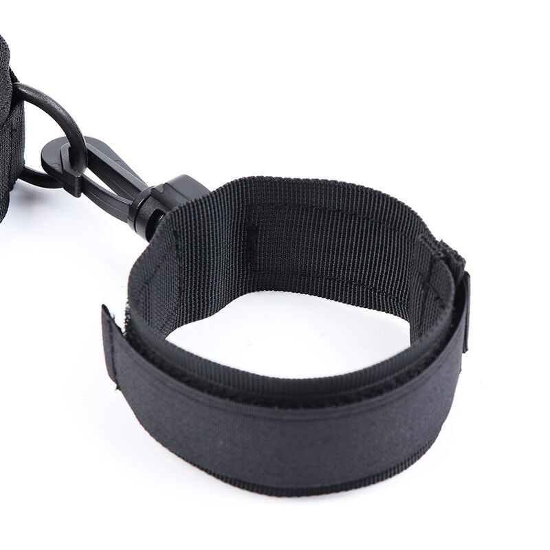 Nylon Handcuffs and Collar Set