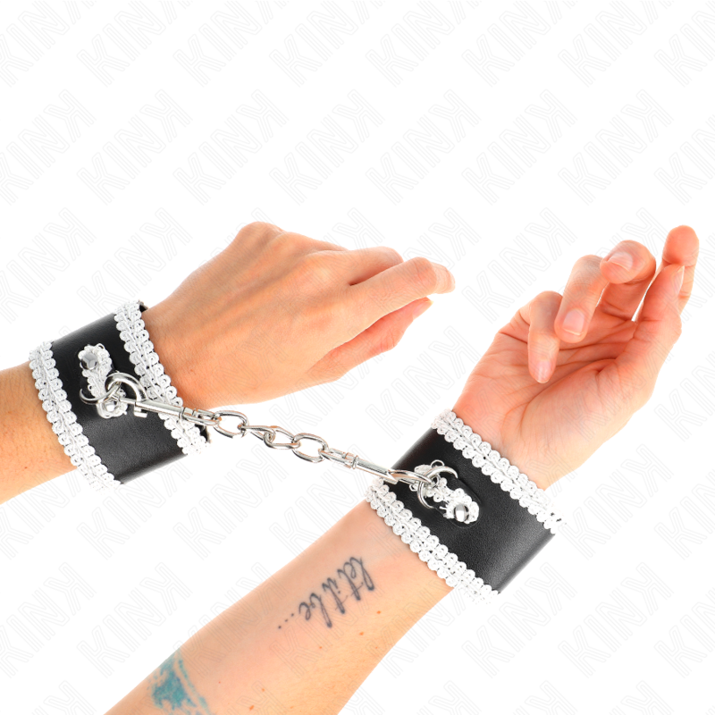 Black Lace Wrist Restraints (Adjustable)